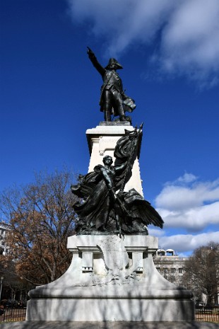 General Comte de Rochambeau Statue