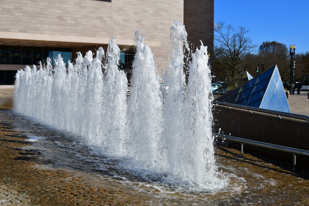Active Fountain