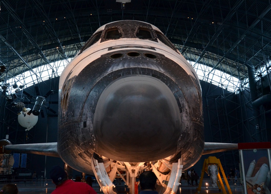 Space Shuttle Discovery Head-On Space Shuttle Discovery Head-On