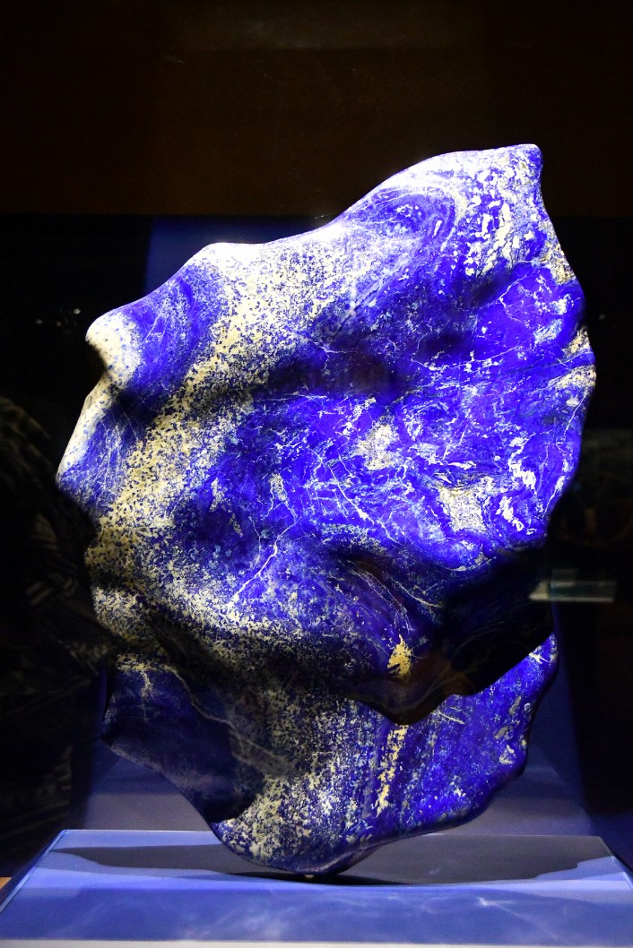 Lapis Lazuli a Major Source of Blue Pigment